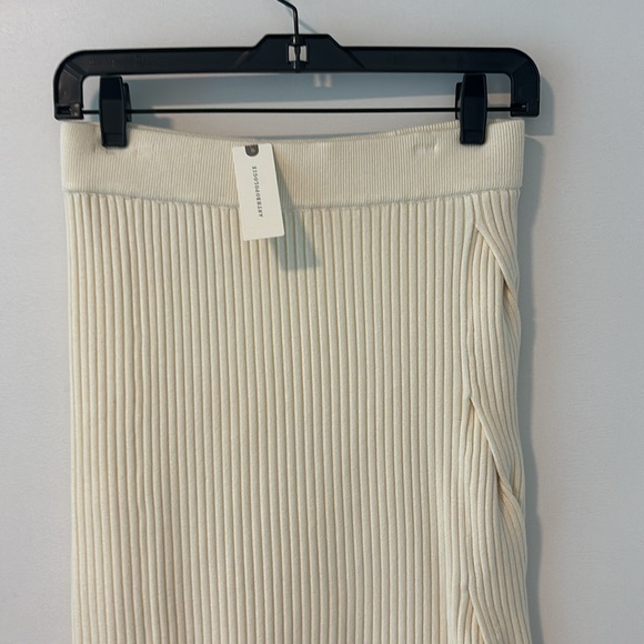 Anthropology ivory pencil skirt new with tags - Picture 2 of 4